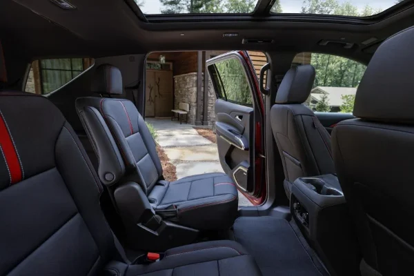 2024 chevrolet traverse 1 1 2024-chevrolet-traverse-