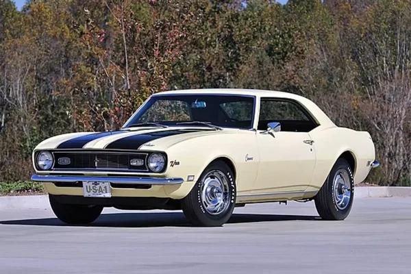 1st generation on camaro car