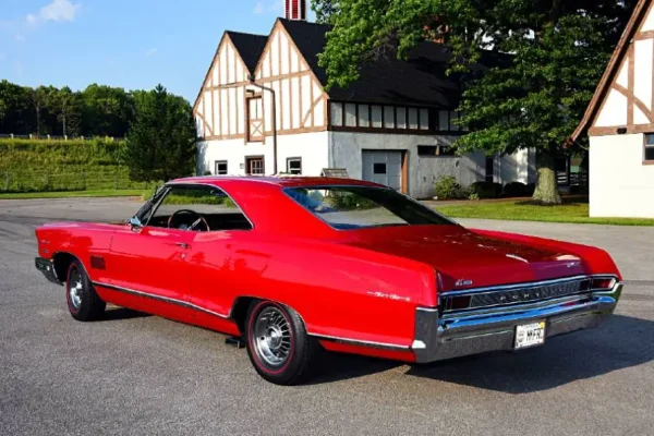 1965-pontiac-catalina-