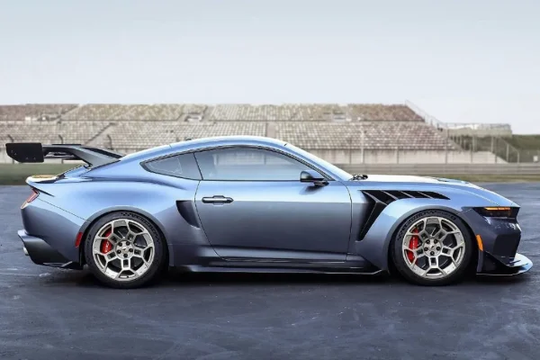 2025 ford mustang gtd side view 2025-ford-mustang-gtd-side-view