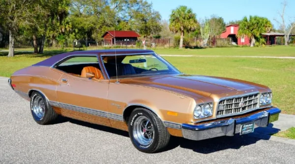 1973-ford-gran-torino-sport