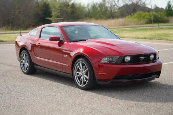 2011 Ford Mustang GT Premium 2011-Ford-Mustang-GT-Premium